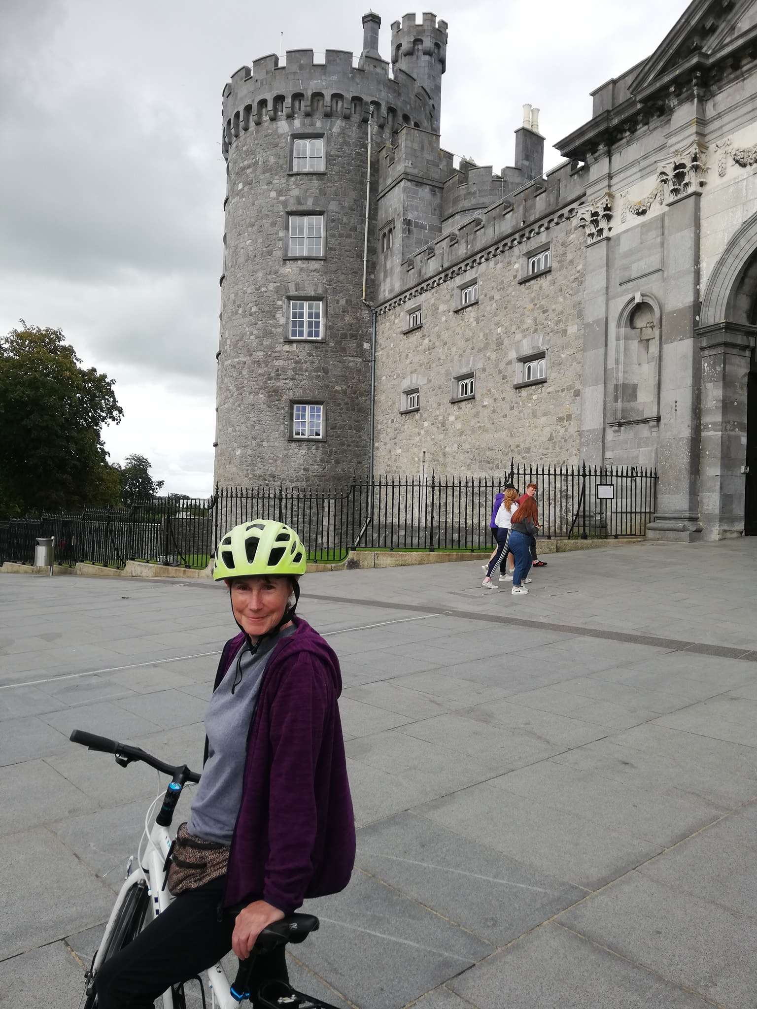 Ann Marie Dunne on a bike outside Kilkenny Castle